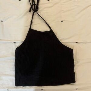 SHEIN Black Ribbed Cropped Halter Tank Top